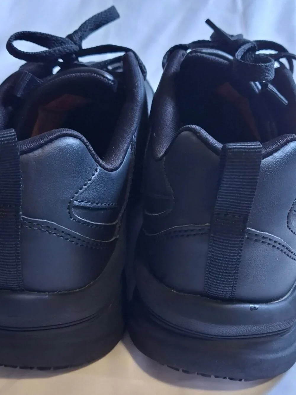 Skechers Black Leather Sneakers Wide Fit  Size 6.5 Casual Athletic Shoes